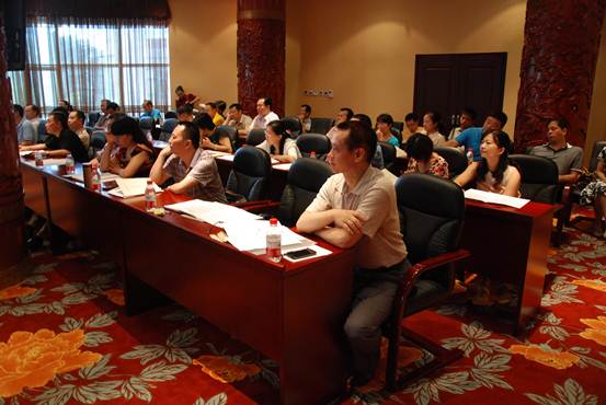 说明: E:\百度网盘\我的照片\单位图片\2013高校产业协会年会\DSC_0142.JPG