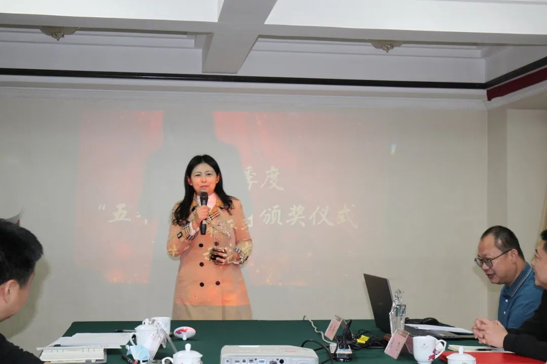 说明: 图片