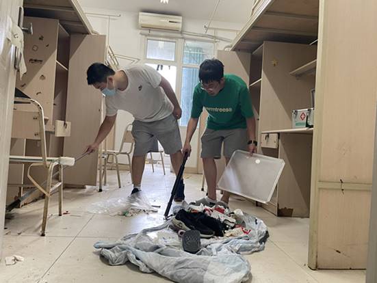 说明: 4岗位体验现场照 (14).jpg